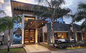 Altos De Merlo Suites